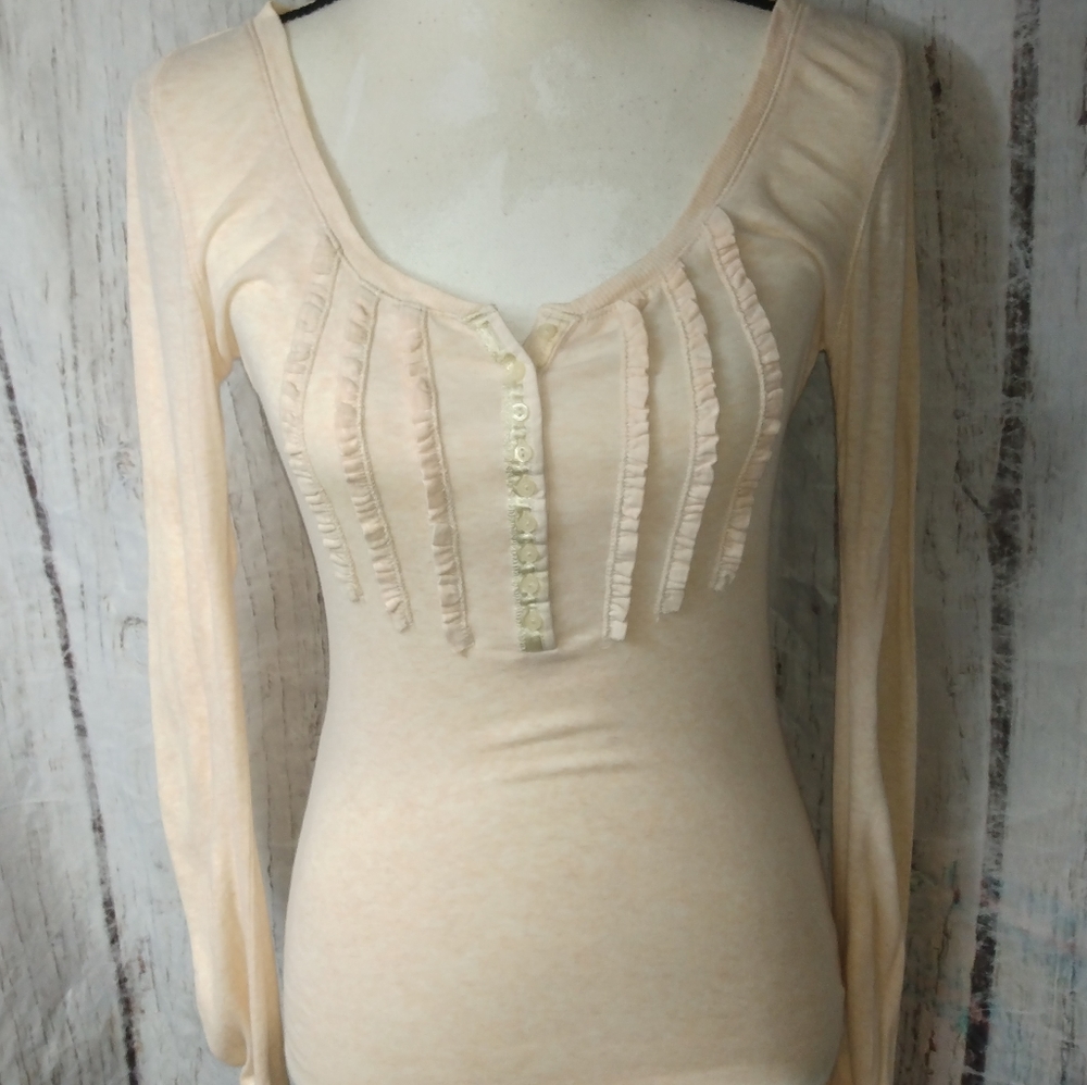 Women's Aeropostale small long sleeve top